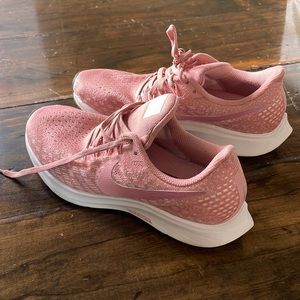 Women’s Nike Zoom Pegasus 35